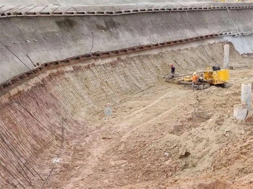 岳麓基坑边坡加固